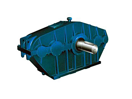 QTR型三環(huán)減速機(jī) QTR型三環(huán)減速機(jī)